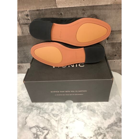 Vionic Womens 7.5W Black Suede Leather Willa Flats Loafers Slip On Casual LB7-15 - Picture 10 of 12